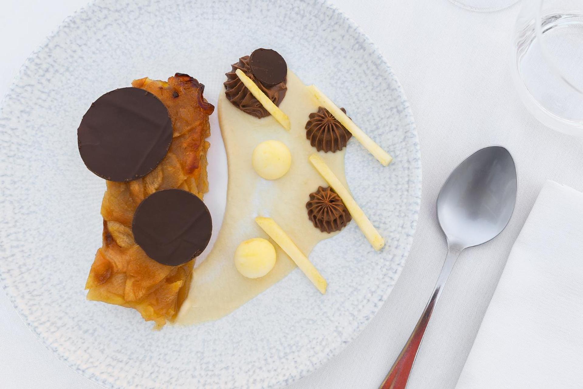 Hotel Restaurant Le Relays Du Chasteau - Logis Hotel Brousse-le-Chateau 外观 照片