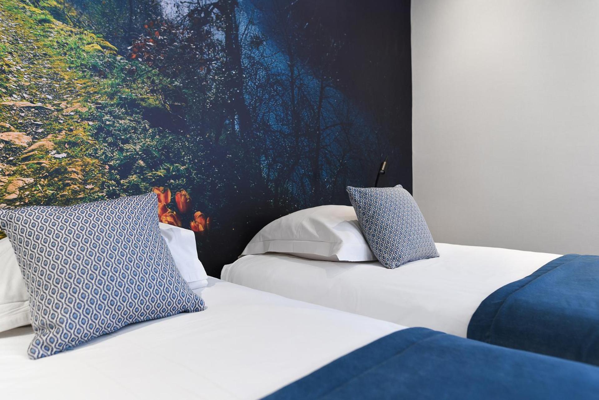 Hotel Restaurant Le Relays Du Chasteau - Logis Hotel Brousse-le-Chateau 外观 照片